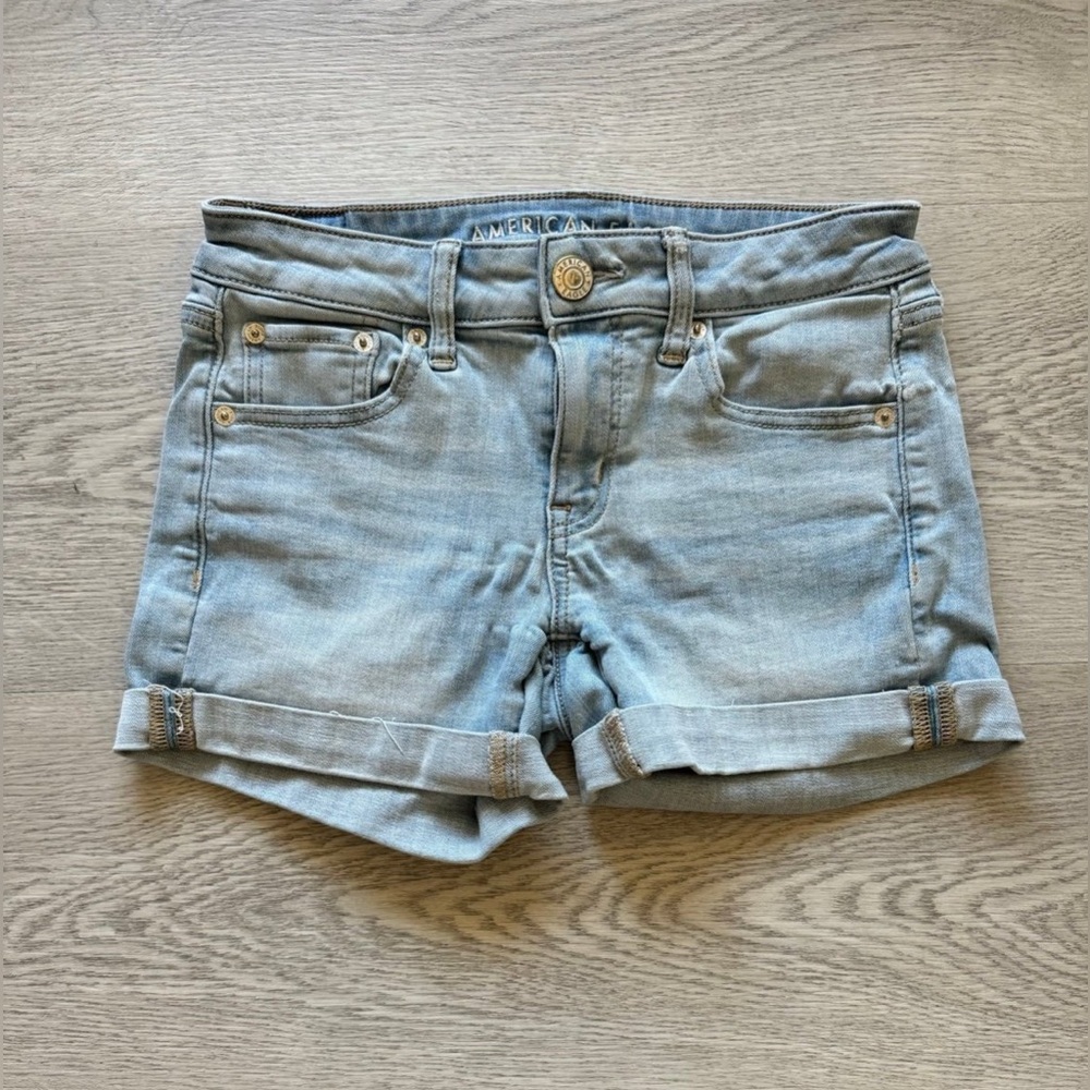 American Eagle midi shorts size 2